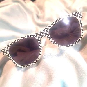 Vintage Van-style Sunglasses